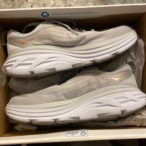 Hoka Bondi 8 Tennis shoes